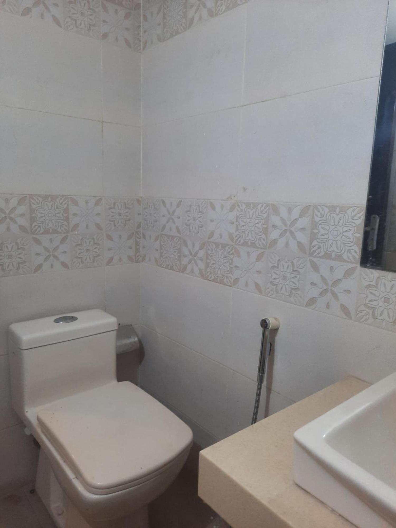 Royal Fort Executive Hotel Gulberg Lahore Rum bild